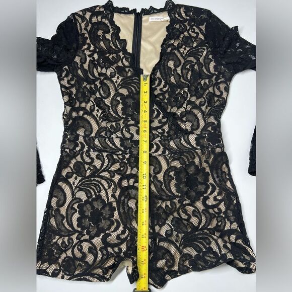 Blu Pepper Bohemian Black Lace Long Sleeve Romper size L - Picture 13 of 15